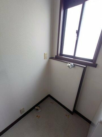 ��ʌ��������܎s�k��A�|���P���ڂ̈�ˌ��Ă̂��̑������E�X�y�[�X