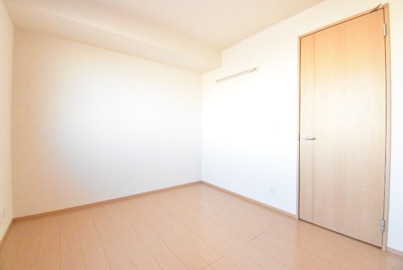 ��ʌ��z�J�s���C�N�^�E���U���ڂ̃A�p�[�g�̂��̑������E�X�y�[�X