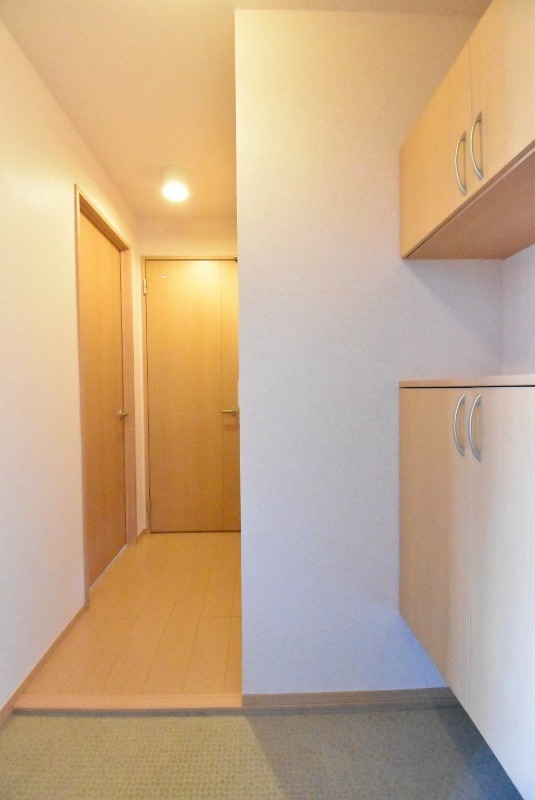 ��ʌ��z�J�s���C�N�^�E���U���ڂ̃A�p�[�g�̌���