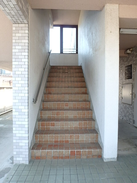 ��ʌ��������܎s�k�擌�听���P���ڂ̃}���V�����̃G���g�����X