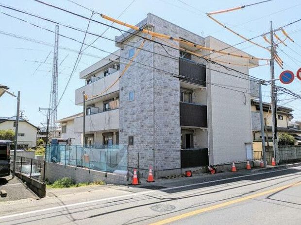 ��ʌ��������܎s�������J�S����19�̃}���V�����̌����O��