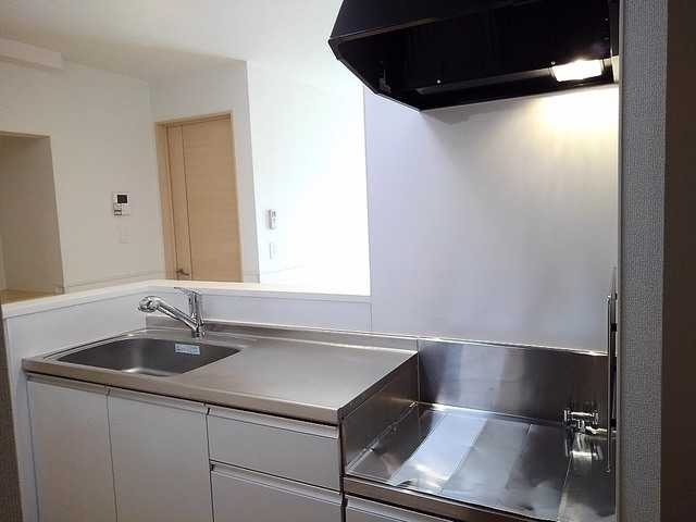 ��ʌ��z�J�s�ԓc�T���ڂ̃A�p�[�g�̃L�b�`��