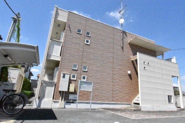 ��ʌ������s���v��̃A�p�[�g�̌����O��