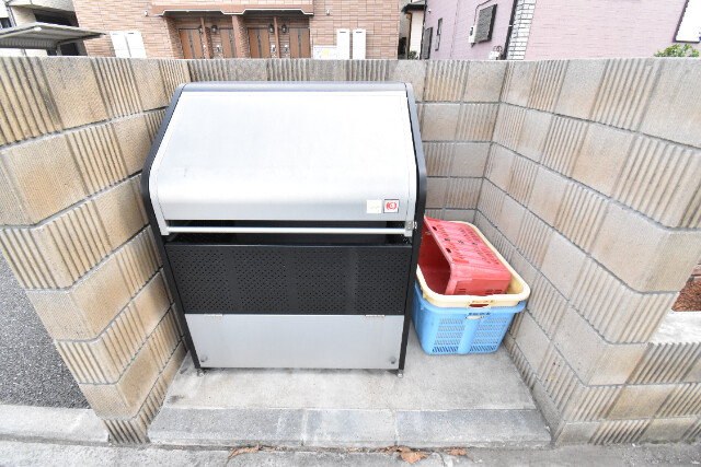 ��ʌ��z�J�s�ԓc�T���ڂ̃A�p�[�g�̂��̑�