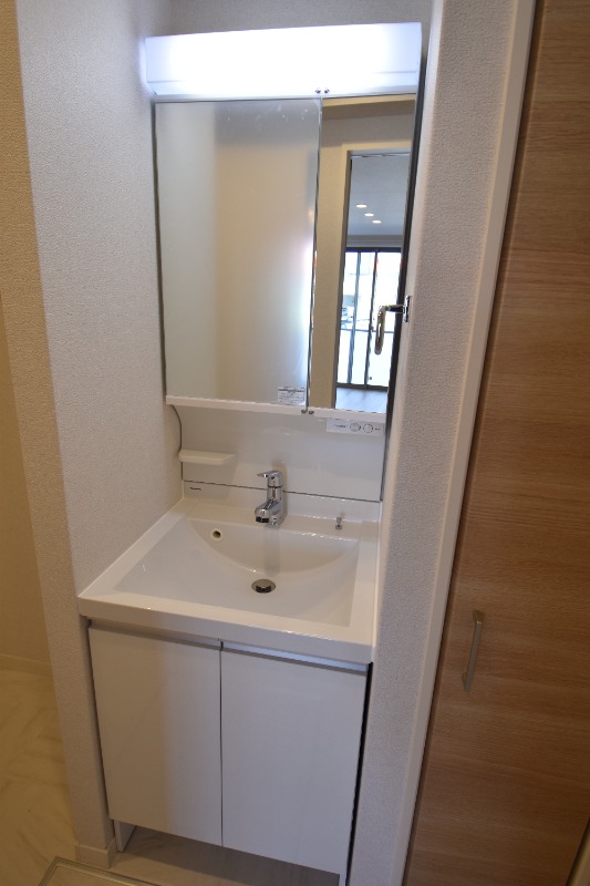 ��ʌ��������܎s��{���Ԓ��P���ڂ̃}���V�����̐��ʏ�