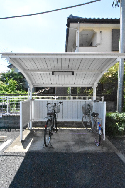 ��ʌ������s���v��̃A�p�[�g�̂��̑�