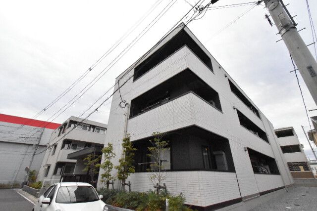 ��ʌ��������܎s�΋�����R����9-48�̃A�p�[�g�̌����O��