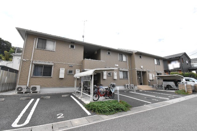 ��ʌ��������܎s�΋�厚�����̃A�p�[�g�̌����O��