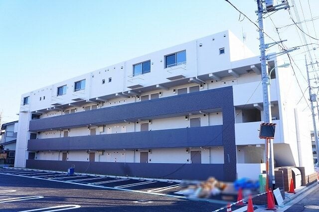 ��ʌ��������܎s����厚���L�̃}���V�����̌����O��