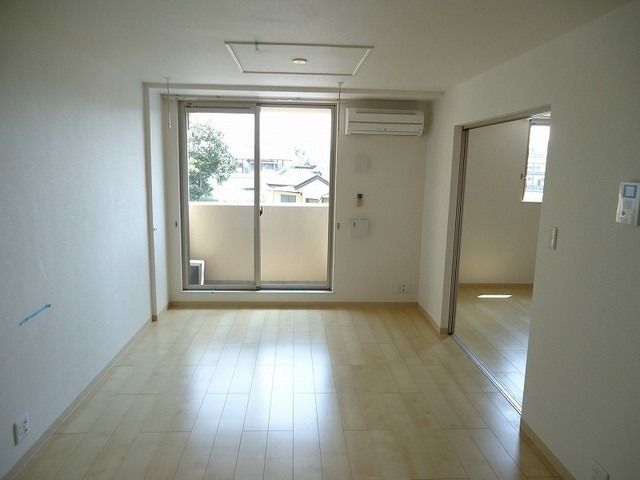 ��ʌ��������܎s����厚���L�̃}���V�����̋��ԁE���r���O