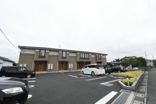 ��ʌ��@�c�s�厚��V�h�̃A�p�[�g�̃G���g�����X