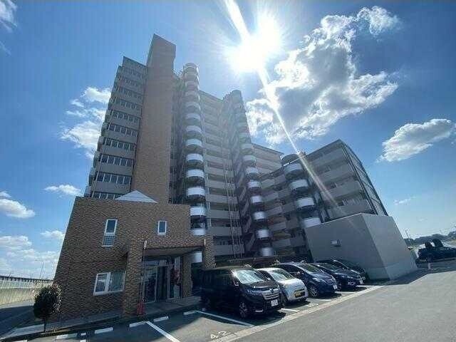 ��ʌ��������܎s��΋���؂Q���ڂ̃}���V�����̌����O��