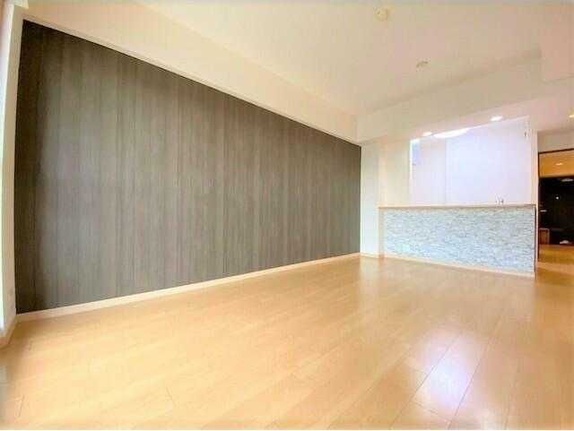 ��ʌ��������܎s��΋���؂Q���ڂ̃}���V�����̋��ԁE���r���O