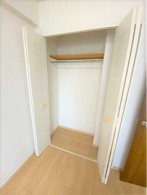 ��ʌ��������܎s��΋���؂Q���ڂ̃}���V�����̎��[