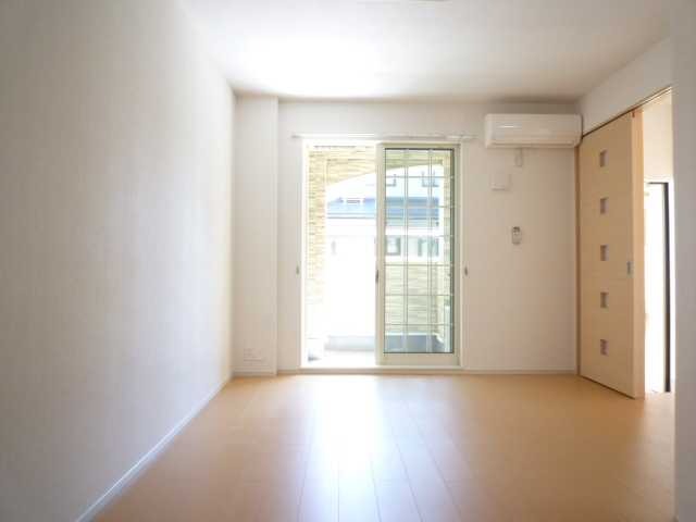 ��ʌ��������܎s�΋�����P���ڂ̃A�p�[�g�̋��ԁE���r���O