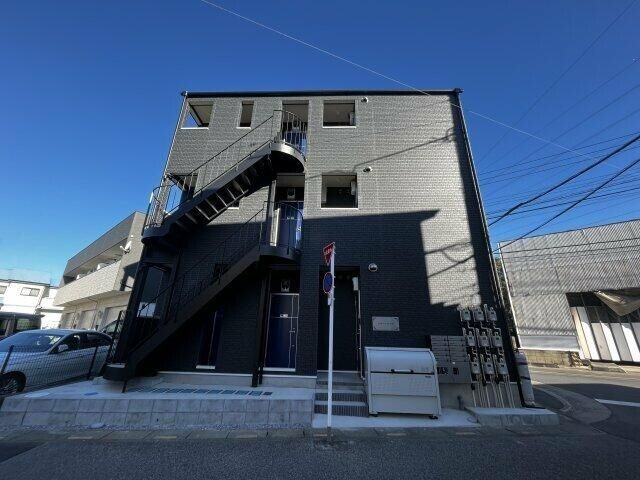 ��ʌ�����s�씵���J�V���ڂ̃A�p�[�g�̌����O��