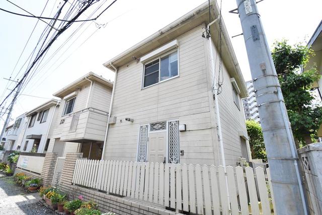 ��ʌ��������܎s��{����ؒ��Q���ڂ̃A�p�[�g�̌����O��