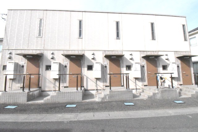 ��ʌ��������܎s�΋擹�c�y�S���ڂ̃e���X�n�E�X�̌����O��