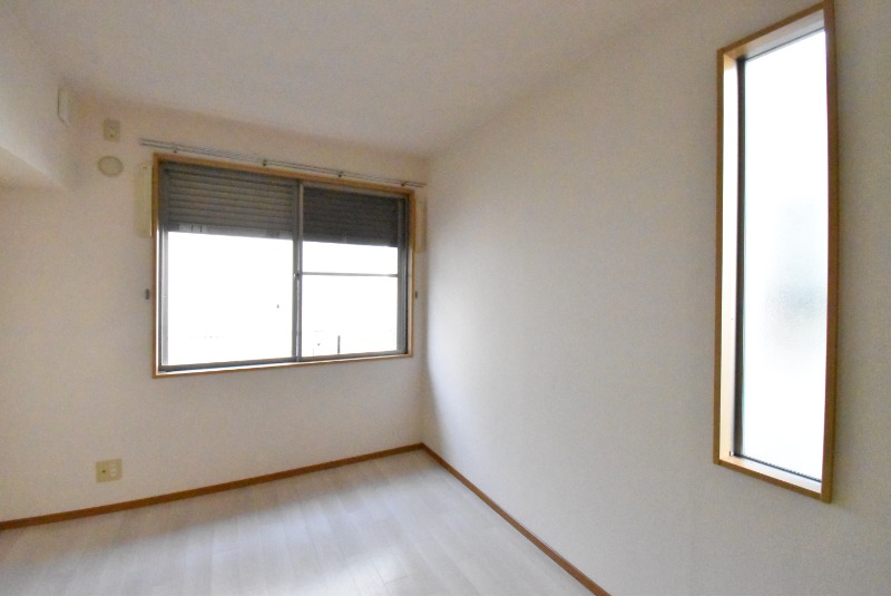 ��ʌ��������܎s�΋擹�c�y�S���ڂ̃e���X�n�E�X�̂��̑������E�X�y�[�X