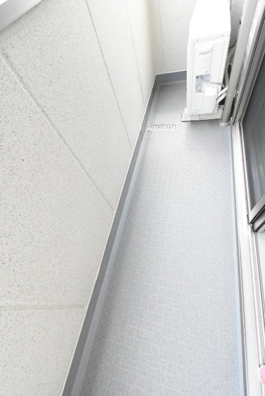 ��ʌ��������܎s��{��y�蒬�R���ڂ̃}���V�����̃o���R�j�[