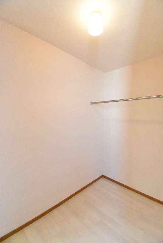 ��ʌ��������܎s�΋擹�c�y�S���ڂ̃e���X�n�E�X�̎��[