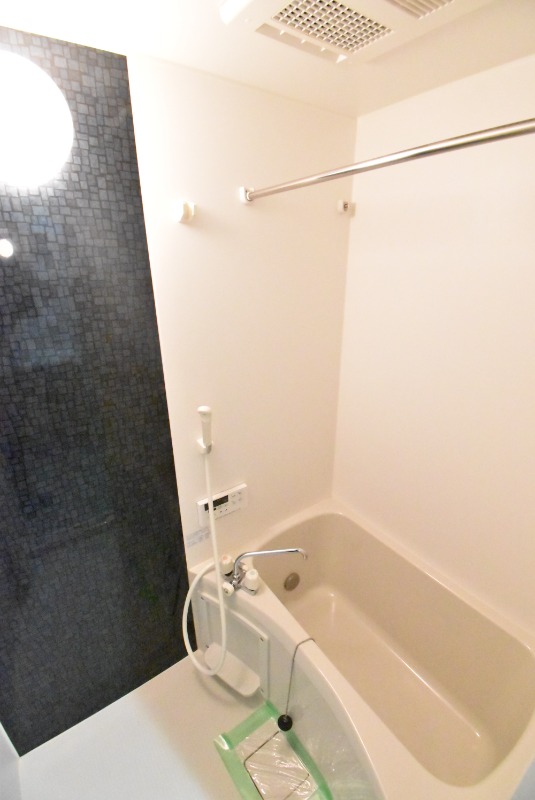 ��ʌ��z�J�s���C�N�^�E���V���ڂ̃A�p�[�g�̃o�X