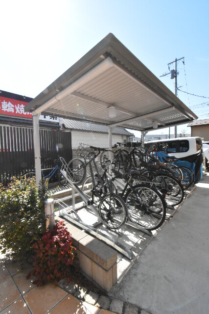 ��ʌ��������܎s�����攪���q�P���ڂ̃A�p�[�g�̂��̑�