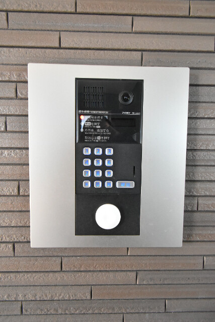 ��ʌ��������܎s�����攪���q�P���ڂ̃A�p�[�g�̂��̑�