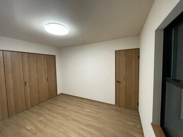 ��ʌ��������܎s�Y�a��̉ƂQ���ڂ̈�ˌ��Ă̂��̑������E�X�y�[�X