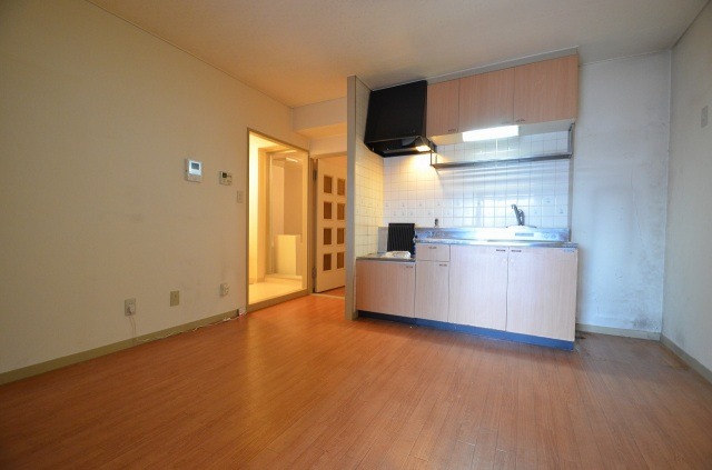 ��ʌ�����s�t���P���ڂ̃}���V�����̂��̑������E�X�y�[�X