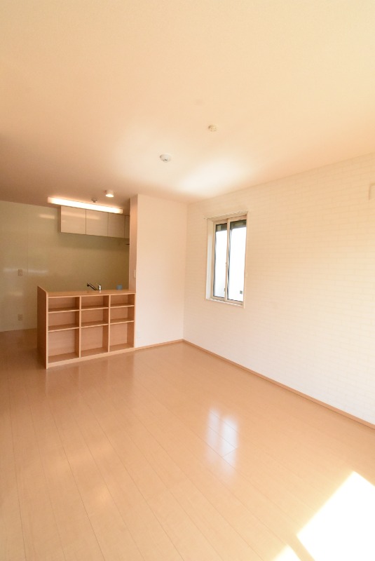 ��ʌ��������܎s�k��y�C���Q���ڂ̃A�p�[�g�̋��ԁE���r���O