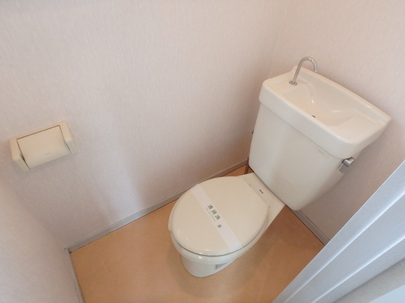 ��ʌ��������܎s������厚��J�̃A�p�[�g�̃g�C��