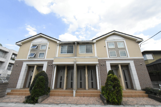 ��ʌ��������܎s�k��g�쒬�Q���ڂ̃A�p�[�g�̃G���g�����X