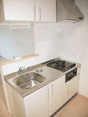 ��ʌ��������܎s��{��k�ܒ��Q���ڂ̃A�p�[�g�̃L�b�`��