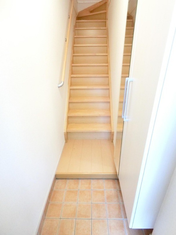 ��ʌ��������܎s�k��g�쒬�Q���ڂ̃A�p�[�g�̌���