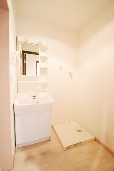 ��ʌ��������܎s��{��k�ܒ��Q���ڂ̃A�p�[�g�̐��ʏ�