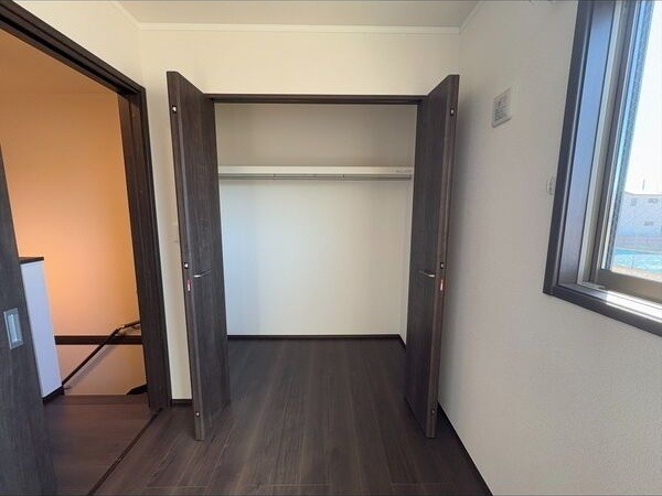 ��ʌ�����s�{���Q���ڂ̃e���X�n�E�X�̎��[