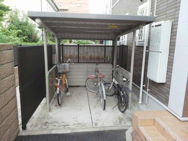 ��ʌ�����s�����Q���ڂ̃A�p�[�g�̂��̑�