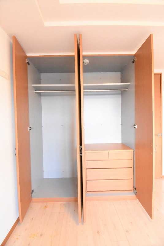 ��ʌ������s�ԌI�S���ڂ̃}���V�����̎��[