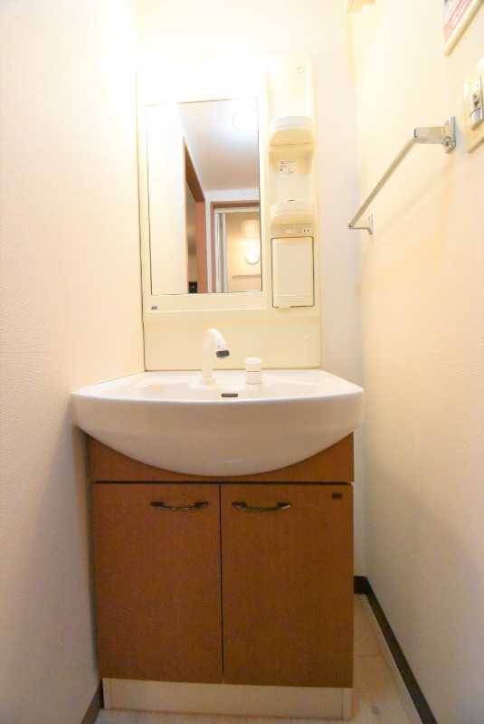 ��ʌ������s�ԌI�S���ڂ̃}���V�����̐��ʏ�