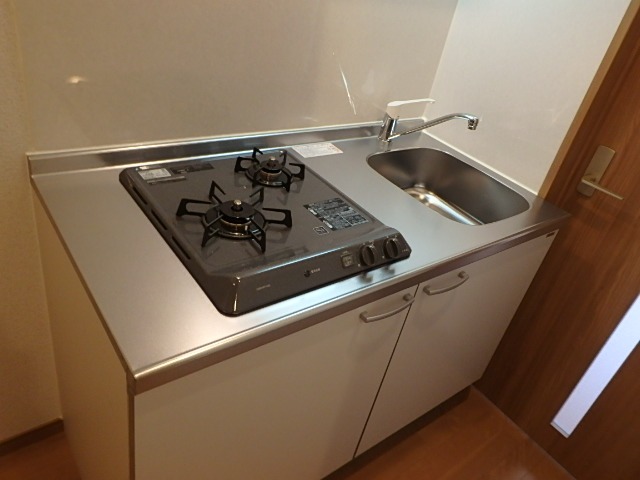 ��ʌ�����s�{���R���ڂ̃A�p�[�g�̃L�b�`��