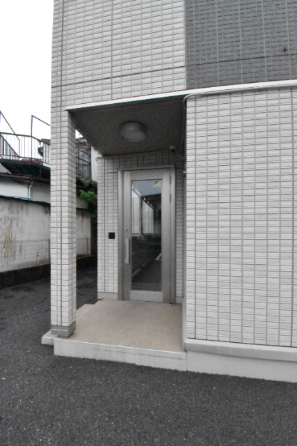 ��ʌ��z�J�s��z�J�Q���ڂ̃A�p�[�g�̃G���g�����X