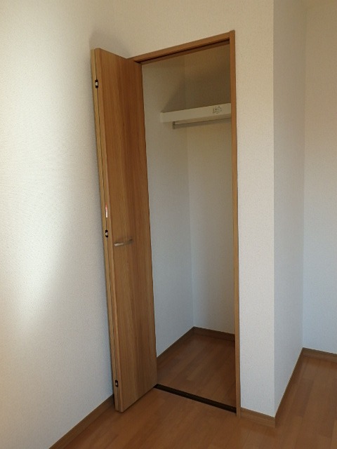 ��ʌ�����s�{���R���ڂ̃A�p�[�g�̎��[