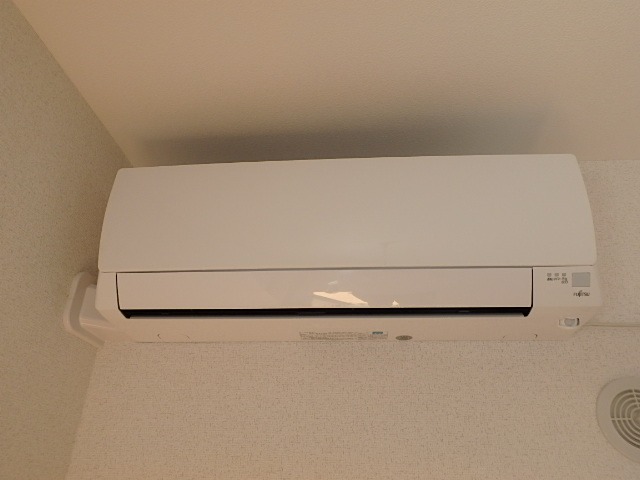 ��ʌ�����s�{���R���ڂ̃A�p�[�g�̂��̑��ݔ�