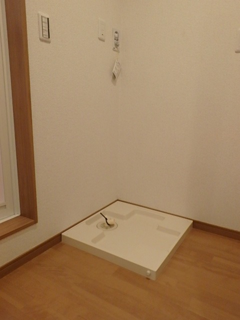 ��ʌ�����s�{���R���ڂ̃A�p�[�g�̂��̑�