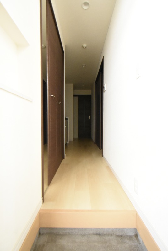 ��ʌ�����s���s���R���ڂ̃A�p�[�g�̌���