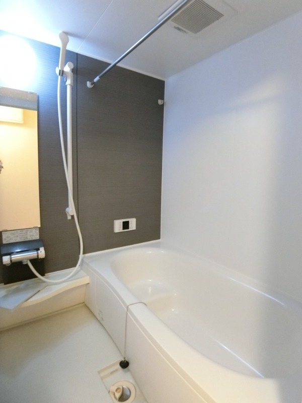 ��ʌ��z�J�s���C�N�^�E���Q���ڂ̃A�p�[�g�̃L�b�`��