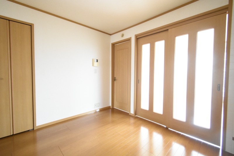 ��ʌ��@�c�s�厚���R�̃A�p�[�g�̋��ԁE���r���O