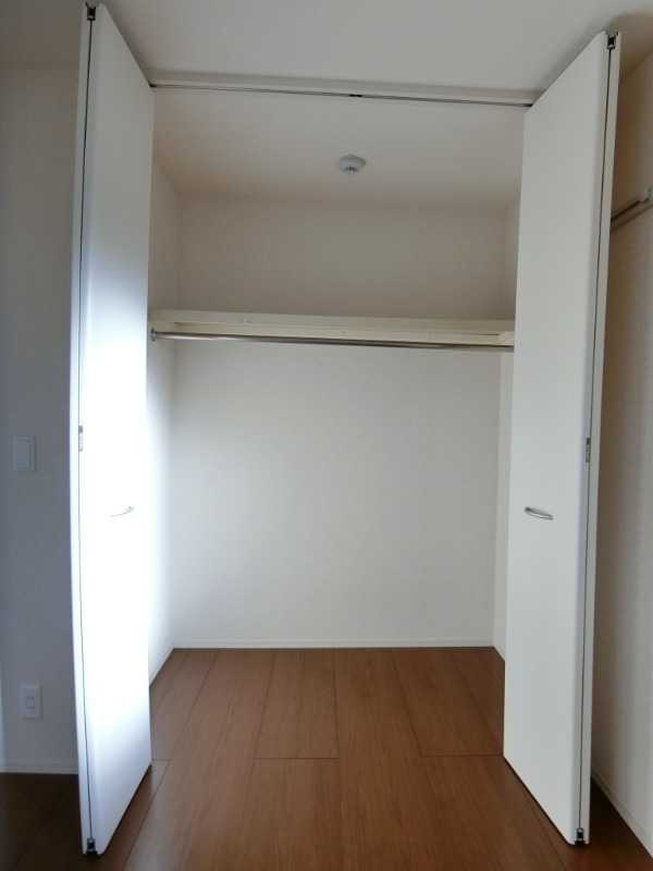 ��ʌ��z�J�s���C�N�^�E���Q���ڂ̃A�p�[�g�̎��[