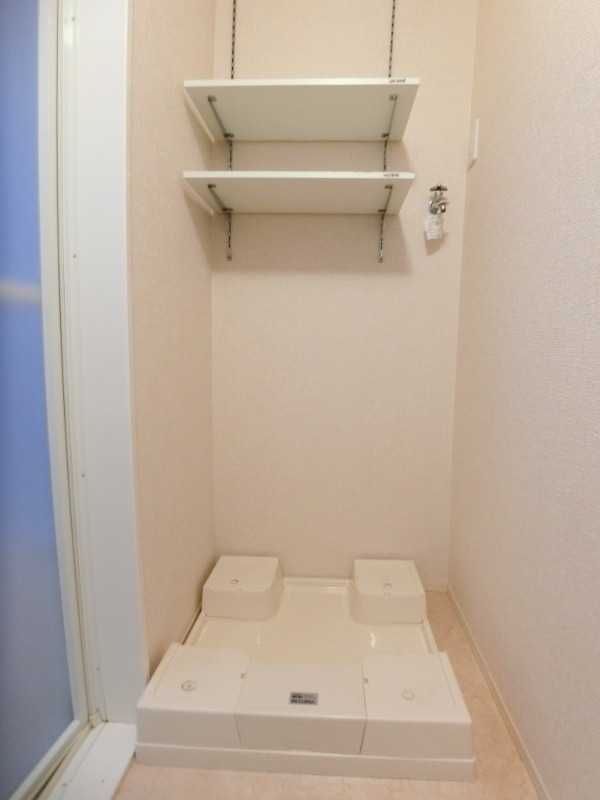 ��ʌ��z�J�s���C�N�^�E���Q���ڂ̃A�p�[�g�̂��̑�